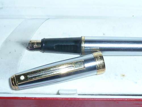 SHEAFFER PRELUDE - 342, brushed Chrome with a 22kt Trimming, vacuum cartridge filled in  BOX