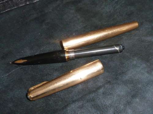 PARKER  "61" Fountain Pen, 12kt Gold Filled with a 14Kt gold Nib