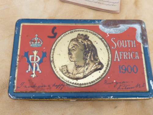 WW1 CHOCOLATE TIN given to South African Troops from Queen Victoria SCARCE + Booklet