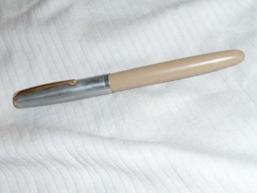 Fountain HIRFA 4414 ink pen , Beautiful Condition