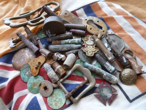 BOER WAR Bullets, Buckles, Badges, Buttons..etc found on Old Boer War Camp area