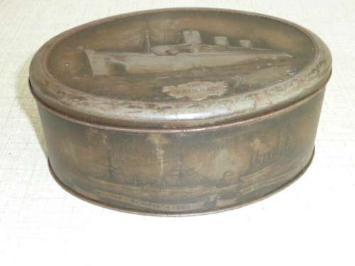 Ultra Scarce QUEEN  MARY  Toffee Tin  of 1930's