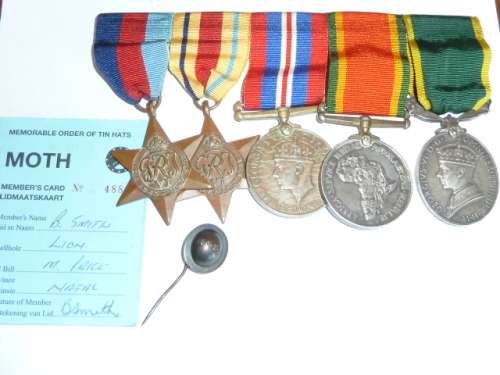South African set of x5 medals and MOTH Badge