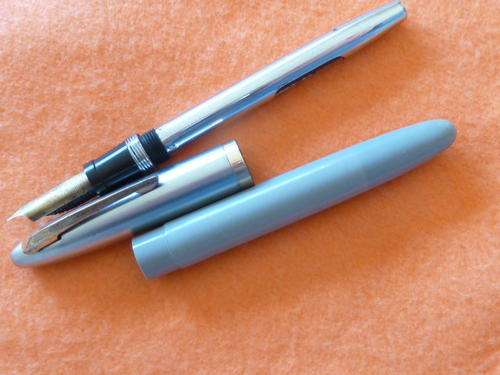 Fountain Pen (uses ink)