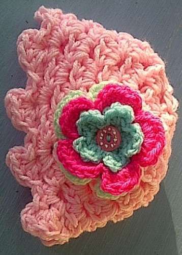 Crafty Stuff: Crochet Baby Lacy Cloche hat Pink