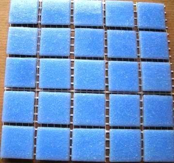 Crafty Stuff: Mosaic tiles : Pool blue