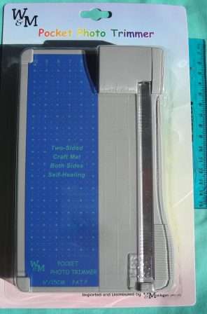 Crafty Stuff:  Pocket Photo Trimmer 15cm /6 inch