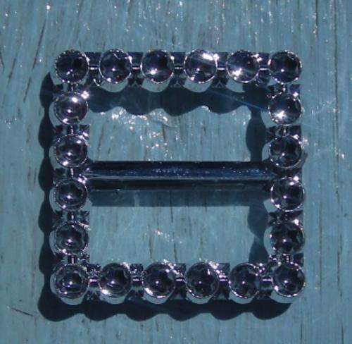 Crafty Stuff:   BUCKLE SQUARE