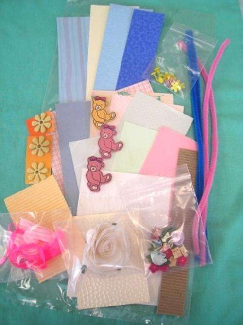 Crafty Stuff: TEDDIES 'N FLOWERS BIG embellishment & paper pack: