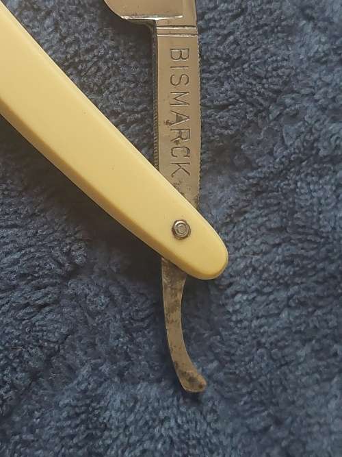Cut Throat straight Razor, Strop & oil stone