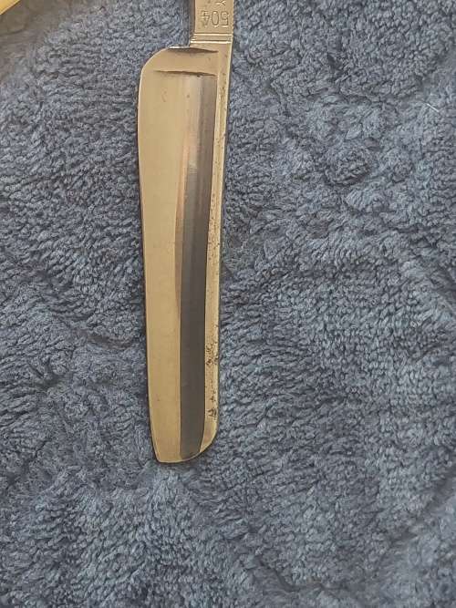 Cut Throat straight Razor, Strop & oil stone