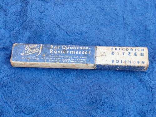 Cut Throat straight Razor, Strop & oil stone