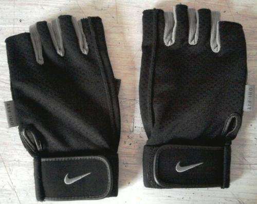 Nike DRI-FIT Gym Gloves