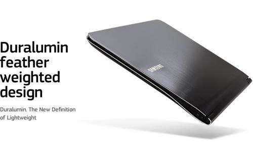 The New Samsung NP900X3A Ultra Thin Core i5 SSD Hard Drive 6Hrs battery life