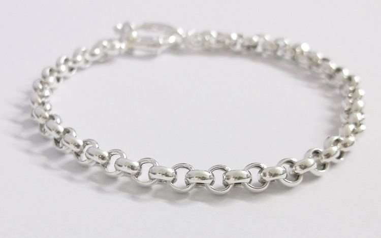A STUNNING ROUND LINK SOLID STERLING SILVER BRACELET WITH SIGNORETTI CLASP !!!