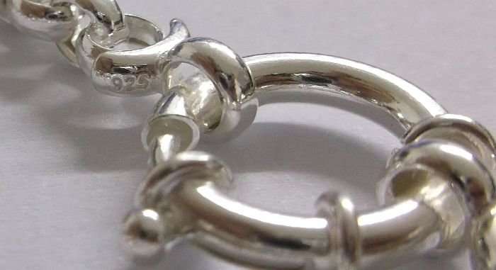 A STUNNING ROUND LINK SOLID STERLING SILVER BRACELET WITH SIGNORETTI CLASP !!!
