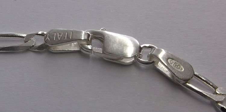 A STERLING SILVER BRACELET