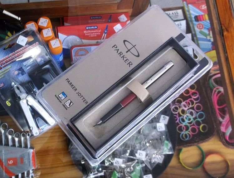 HARD TO FIND PARKER FOUNTAIN PEN - PARKER JOTTER - NEW - SEALED