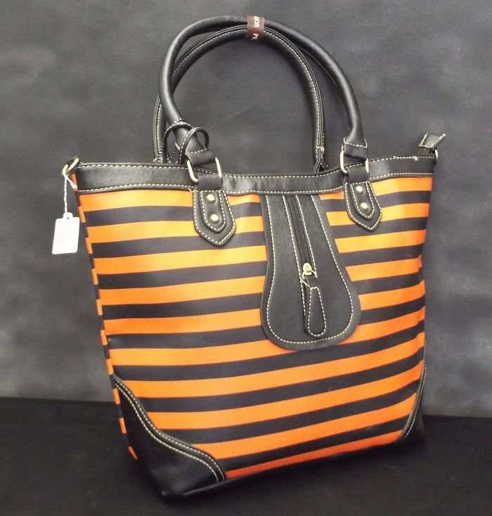 LARGE LADIES HANDBAG