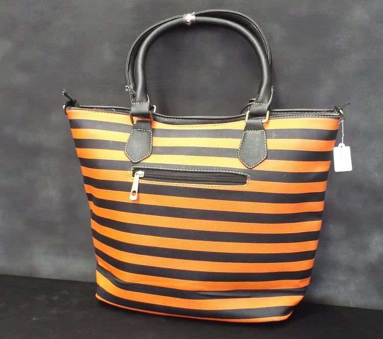 LARGE LADIES HANDBAG