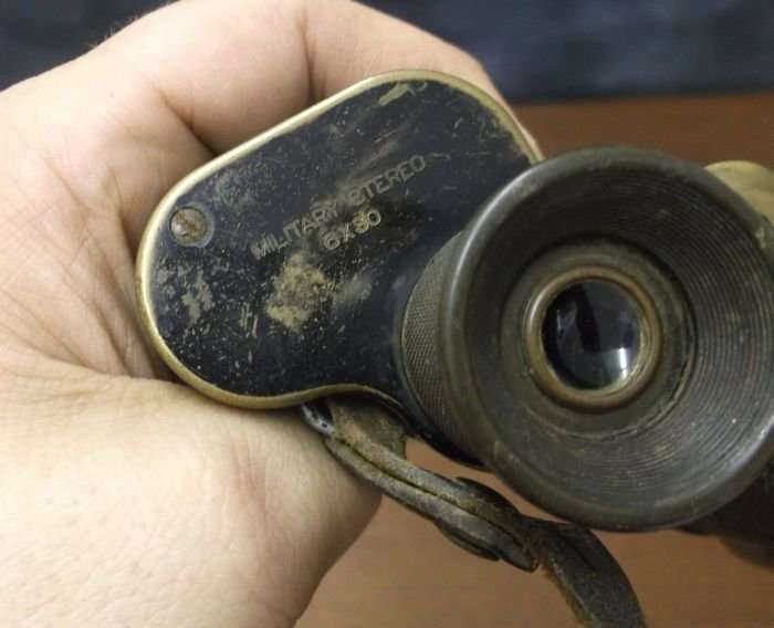 WW2 ERA MILITARY STEREO BINOCULARS BY BAUSCH & LOMB OPTICAL CO.