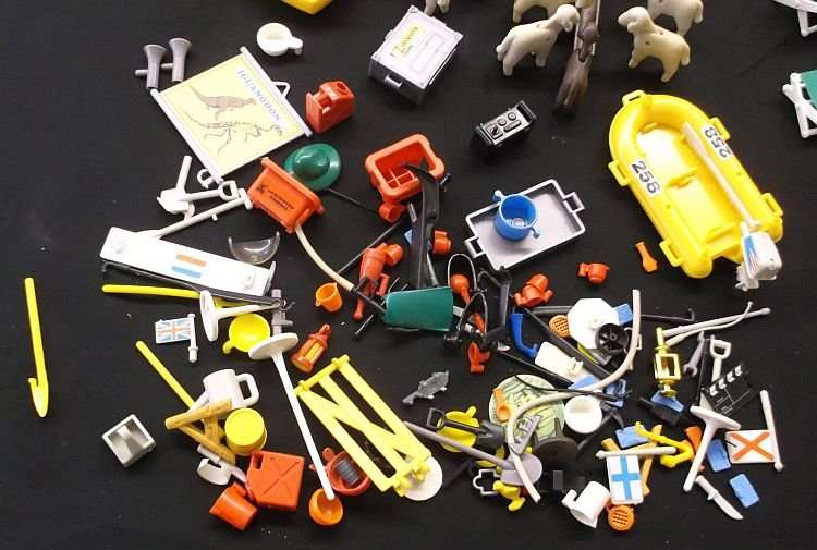 AWESOME DEAL !!! VINTAGE PLAYMOBIL FIGURES AND ACCESSORIES - OVER 200 PIECES
