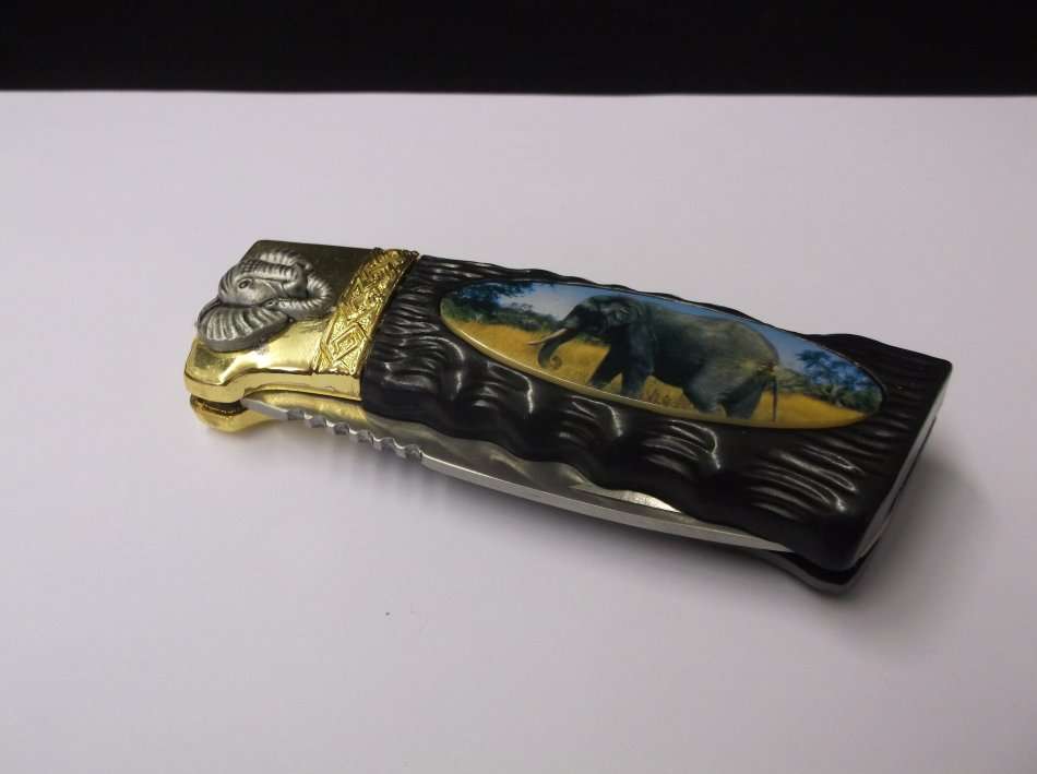 BIG 5...." ELEPHANT "....COLLECTORS KNIFE....GREAT BLADE...GOOD WEIGHT...AWESOME GIFT...