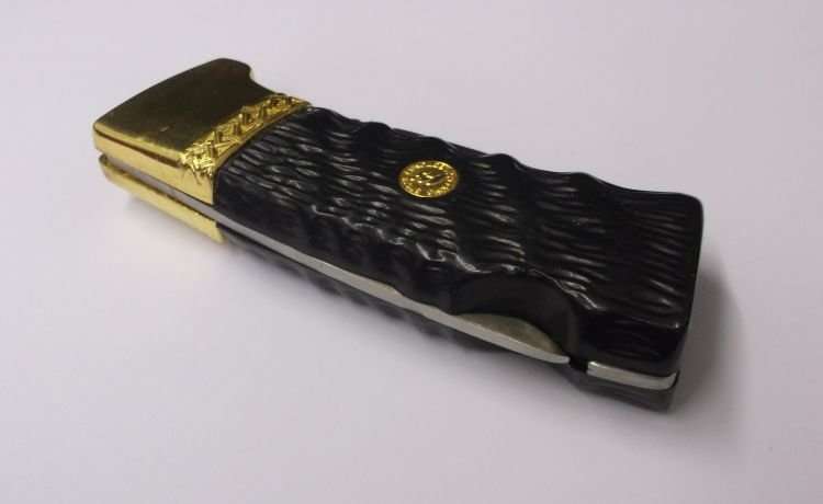 BIG 5...." ELEPHANT "....COLLECTORS KNIFE....GREAT BLADE...GOOD WEIGHT...AWESOME GIFT...