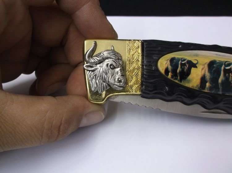 BIG 5...." CAPE BUFFALO "....COLLECTORS KNIFE....GREAT BLADE...GOOD WEIGHT...AWESOME GIFT...
