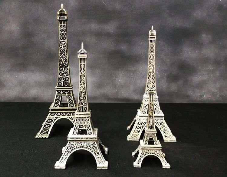 4 EXCEPTIONALLY COOL EIFFEL TOWER METAL ORNAMENTS ...10 TO 22 CM ....BID AS A LOT !!!!!!!!