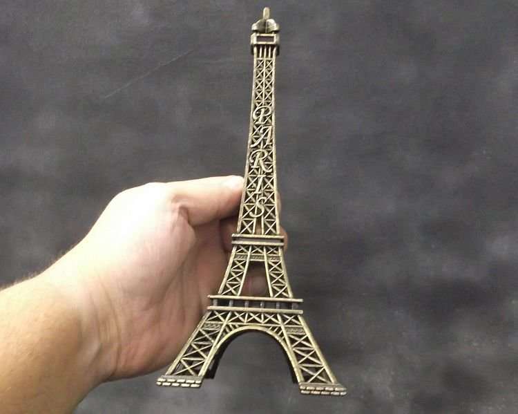 4 EXCEPTIONALLY COOL EIFFEL TOWER METAL ORNAMENTS ...10 TO 22 CM ....BID AS A LOT !!!!!!!!