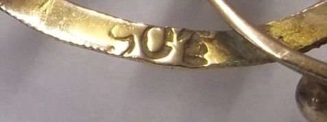 A BEAUTIFUL OLD ART NOUVEAU STYLE 9 CT GOLD PENDANT SET WITH TWO FACETED RED STONES ...WOW !!!