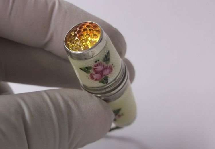 WOW !!! A BEAUTIFUL RARE OLD STERLING SILVER AND ENAMEL ETUI WITH SEWING CONTENTS ...AMAZING !!!!!!!