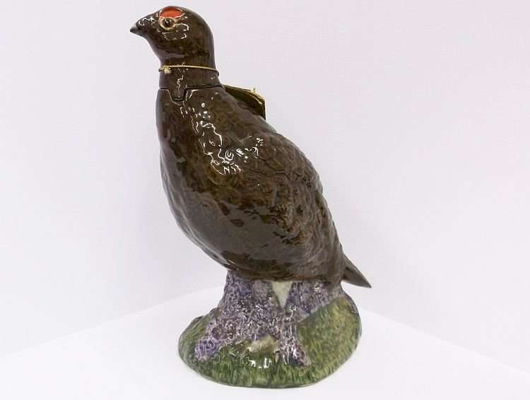 A GORGEOUS LARGE VINTAGE BESWICK PORCELAIN DECANTER MADE FOR ""THE FAMOUS GROUSE"" SCOTCH WHISKY