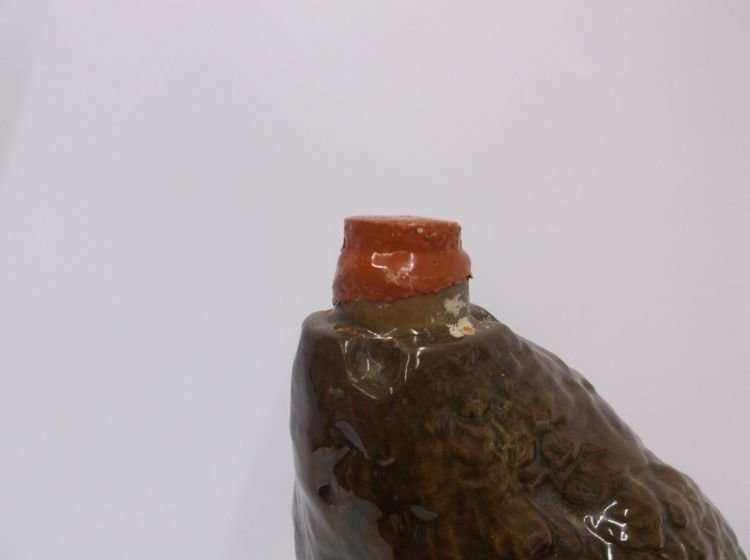 A GORGEOUS LARGE VINTAGE BESWICK PORCELAIN DECANTER MADE FOR ""THE FAMOUS GROUSE"" SCOTCH WHISKY