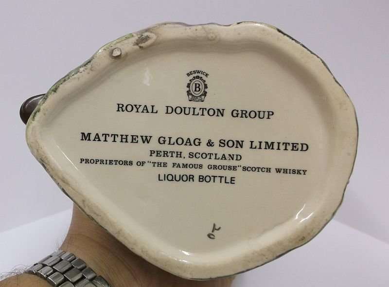 A GORGEOUS LARGE VINTAGE BESWICK PORCELAIN DECANTER MADE FOR ""THE FAMOUS GROUSE"" SCOTCH WHISKY