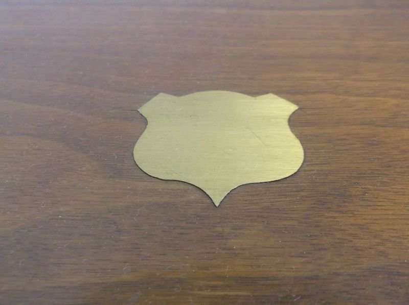 A CLASSY CANTEEN OF HALLMARKED SILVER FORKS AND KNIVES BY WALKER & HALL