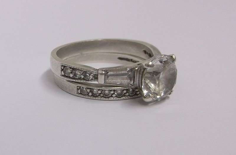 A GORGEOUS SOLID STERLING SILVER TWO RING SET WITH FACETED CLEAR STONES ...WOW !!!