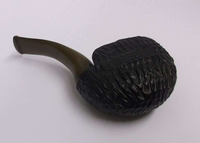 A GRAND OLD "CAPTAINS" TOBACCO SMOKING PIPE MADE BY RQLLKI AS PER PICS
