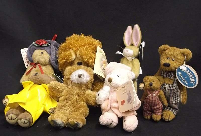 A CUTE LITTLE COLLECTION OF TINY TEDDY BEARS AND ONE TINY RABBIT BY RUSS AND MORE .....