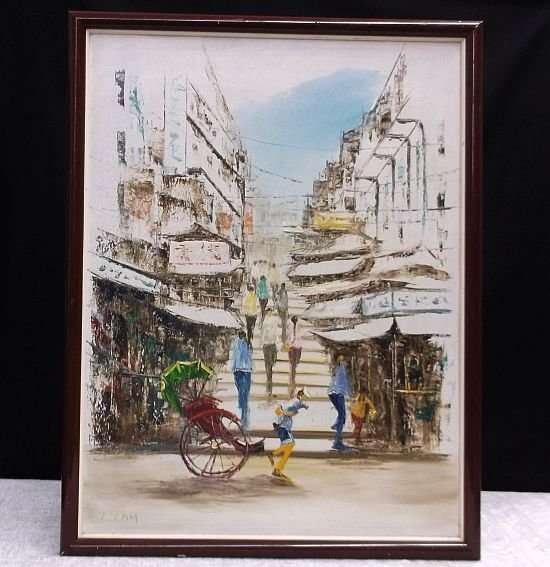 A CHARMING VINTAGE ORIGINAL ORIENTAL OIL PAINTING OF A TOWN & RICKSHAW SIGNED BY THE ARTIST