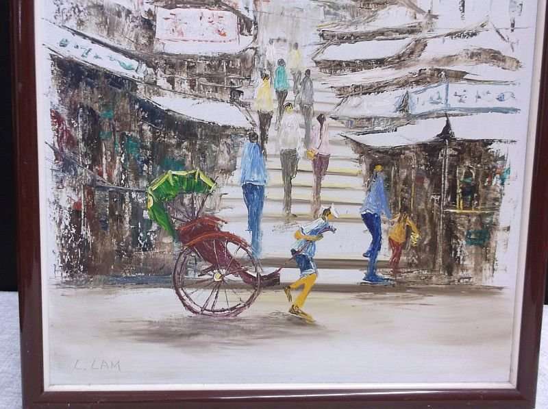 A CHARMING VINTAGE ORIGINAL ORIENTAL OIL PAINTING OF A TOWN & RICKSHAW SIGNED BY THE ARTIST