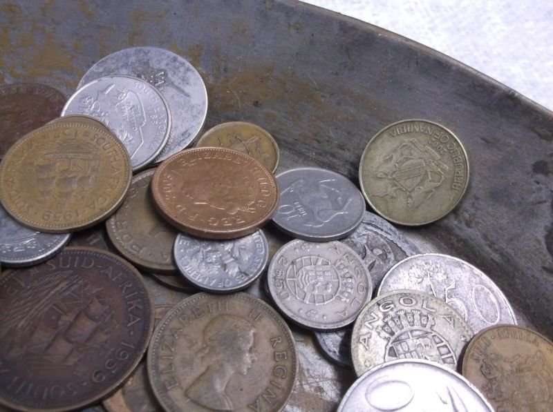 150 COINS FROM AROUND THE WORLD ....MAJORITY SOUTH AFRICAN....BID PER COIN TO TAKE ALL