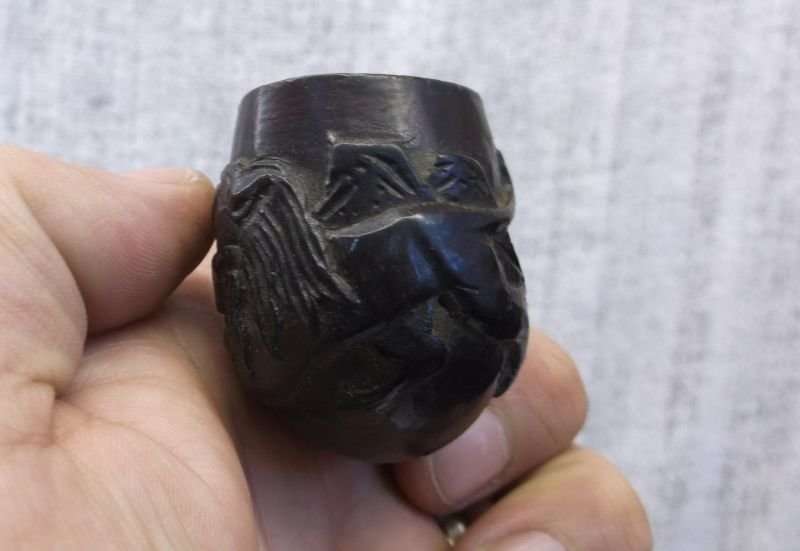 A COOL VINTAGE SMOKING PIPE BY GOLDENLEAF WITH CARVED LION MOTIF ....WICKED !!