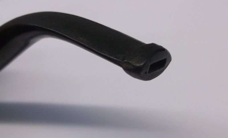 A COOL VINTAGE SMOKING PIPE BY GOLDENLEAF WITH CARVED LION MOTIF ....WICKED !!