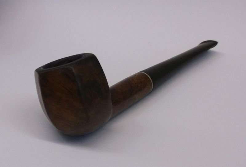 A GREAT QUALITY VINTAGE SMOKING PIPE BY DR MACNAB .....AWESOME PIECE !!