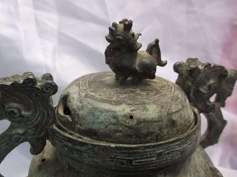 EXQUISITE FIND !!! AN ANCIENT LOOKING CHINESE BRONZE CENSOR WITH DRAGON MOTIF