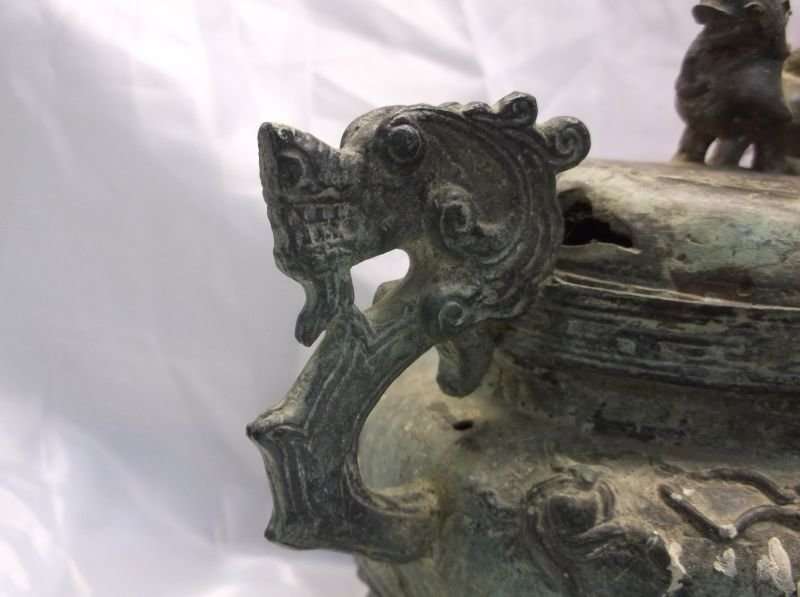 EXQUISITE FIND !!! AN ANCIENT LOOKING CHINESE BRONZE CENSOR WITH DRAGON MOTIF