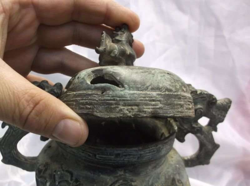 EXQUISITE FIND !!! AN ANCIENT LOOKING CHINESE BRONZE CENSOR WITH DRAGON MOTIF