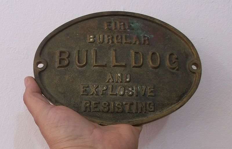 AN ULTRA COOL VINTAGE """BULLDOG""" SAFE CO BRONZE SAFE PLAQUE ....A VERY VERY RARE FIND !!!!